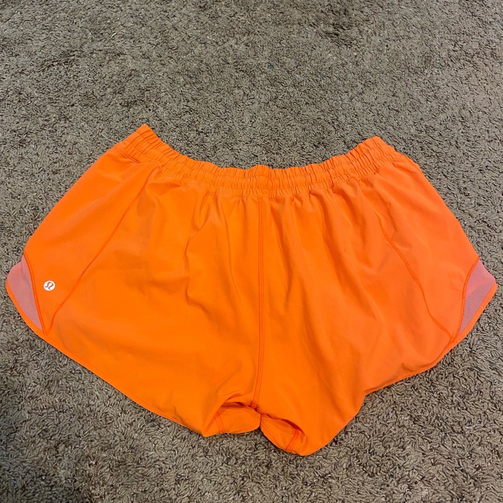 Lululemon Hotty Hot shorts size 14, 4 inch